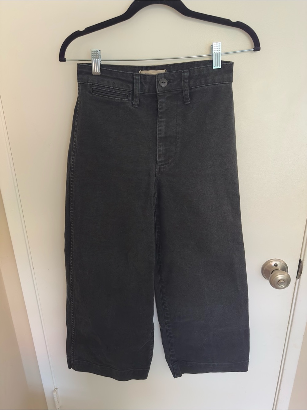 Madewell “Emmett Wide Leg Crop Pants” in Black